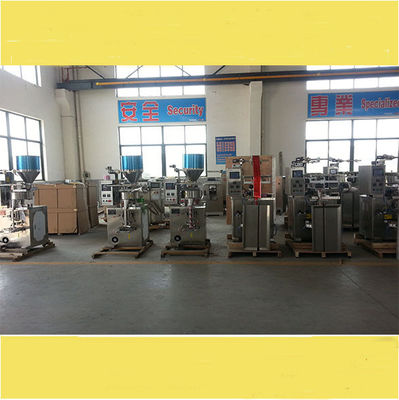 China Automatic Electric Type Sachet Packing Machine , 220V Oil Pouch Packing Machine supplier