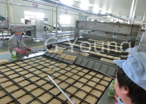 China 240 000 Cakes 900mm Roller Fried Bag Instant Noodle Machine 65-80g / Cake supplier