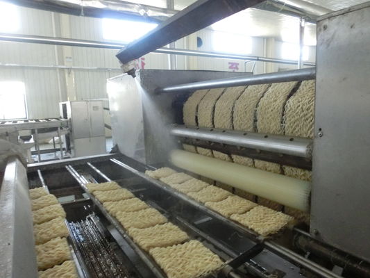 China Stable Automatic Noodle Making Machine Fried Instant Noodle Manufacturing Plant supplier
