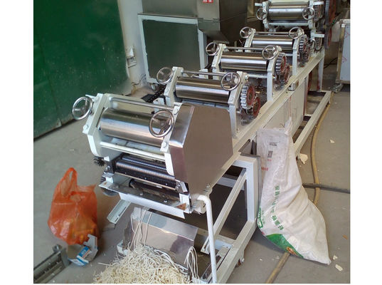 Automatic Commercial Ramen Noodle Machine , Saving Energy Instant Ramen Machine supplier