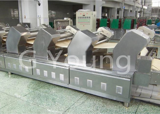 50-100g / Cake Instant Noodle Production Line 200 000 Cakes 800mm Roller Fried Bag supplier